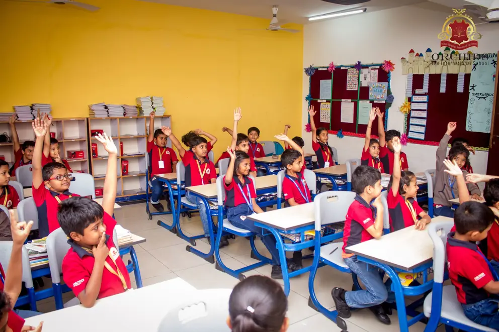 How Augmented Reality (AR) is Transforming Classroom Learning